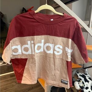 Woman’s Adidas cropped top in size Medium